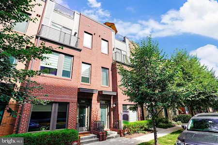 2914 Penny Ln Fairfax, VA 22031
