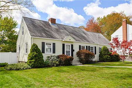 15 Crestwood Road West Hartford, CT 06107
