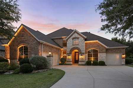 8200 Victoria Lane Lantana, TX 76226