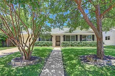 2012 Pompton Dr Austin, TX 78757