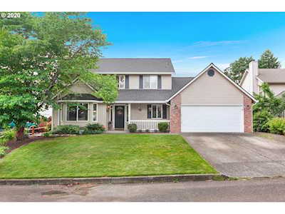5812 NE 83rd Ct Vancouver, WA 98662