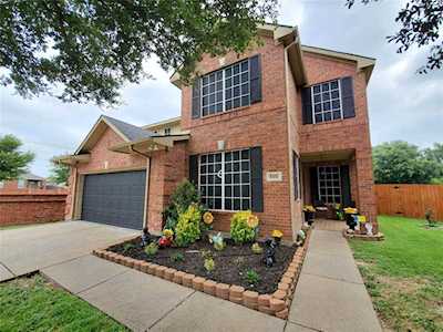 8801 Friendswood Drive Fort Worth, TX 76123