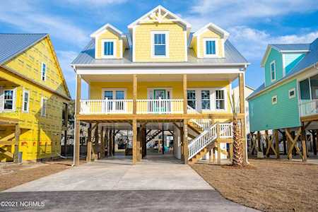 1609 Spot Lane Carolina Beach, NC 28428