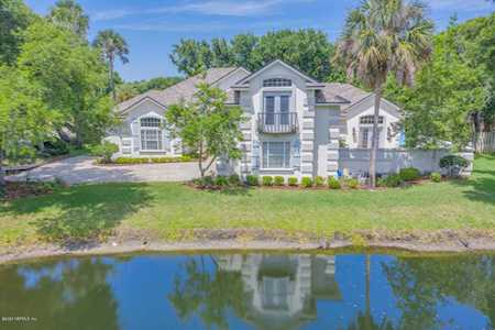 208 Gnarled Oaks Dr Ponte Vedra Beach, FL 32082