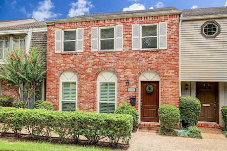 6309 Del Monte Dr Houston, TX 77057