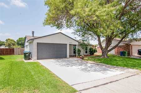 5629 Phelps Street The Colony, TX 75056