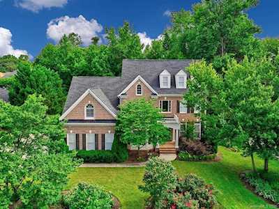 4213 Wallbrook Dr Matthews, NC 28105