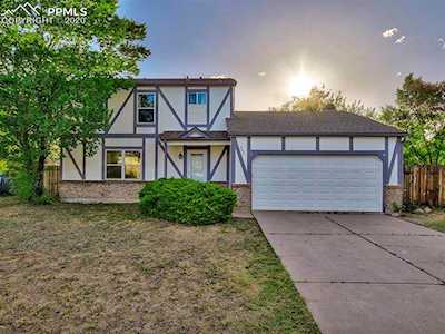 660 Trailcrest Court Colorado Springs, CO 80906