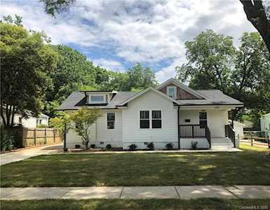 343 Melbourne Ct Charlotte, NC 28209