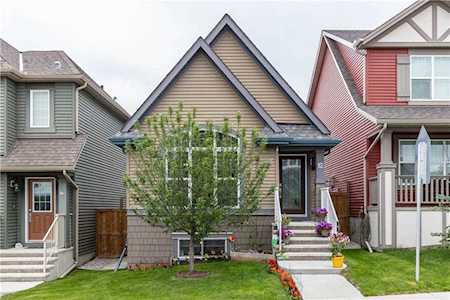 12 Evansborough Common NW Calgary, AB T3P 0M6