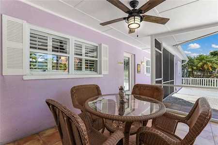135 Avenida Veneccia Sarasota, FL 34242