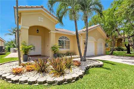 12562 SW 24th St Miramar, FL 33027