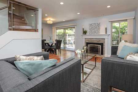 10156 Camberley Ln Cupertino, CA 95014