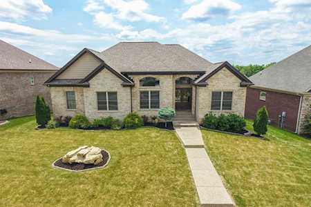 1020 Champions Cir Simpsonville, KY 40067