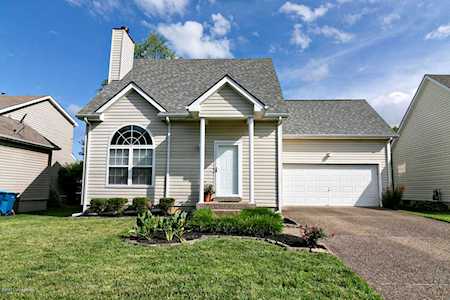 4315 Hickoryview Dr Louisville, KY 40299
