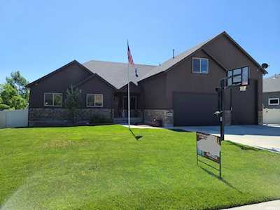 8087 S Sawston W Rd West Jordan, UT 84081