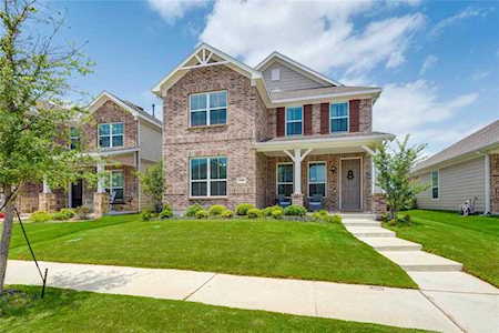 1409 Emerald Tree Place Aubrey, TX 76227