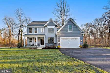 1421 Delaunay Ave Gambrills, MD 21054