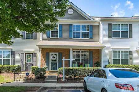 8513 Silhouette Place Raleigh, NC 27613