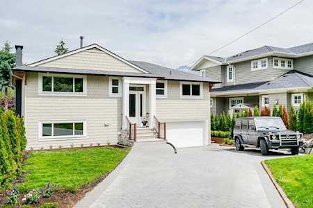 947 Inglewood Avenue West Vancouver, BC V7T 1X8
