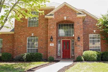 9012 Roundbluff Road Plano, TX 75025