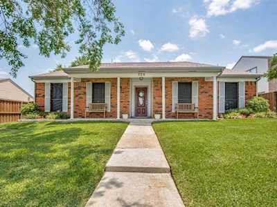 324 Creekmeadow Lane Lewisville, TX 75067