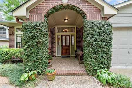 74 S Trace Creek Dr Spring, TX 77381