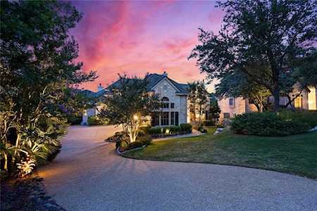 1812 Far Gallant Dr Austin, TX 78746