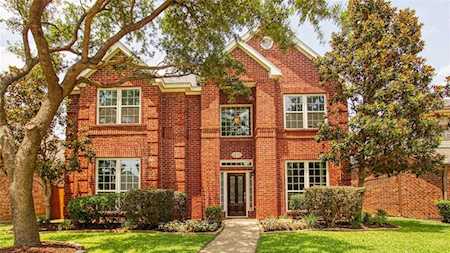 4219 Timberglen Road Dallas, TX 75287