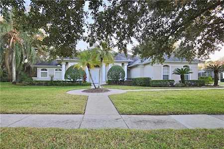 8210 Courtleigh Dr Orlando, FL 32835