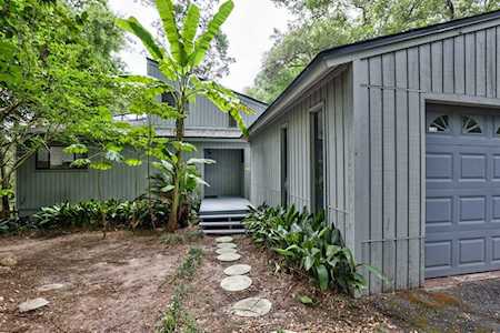 2107 Cheeke Nene Tallahassee, FL 32301