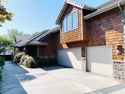15421 SE Rivershore Dr Vancouver, WA 98683