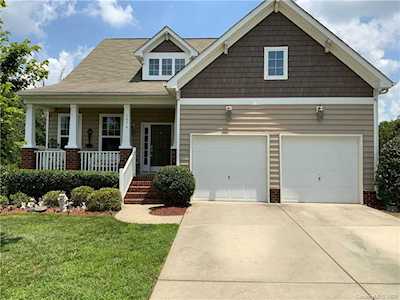 7474 Katelyn Ct Harrisburg, NC 28075