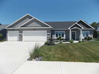 1522 JAVELIN Drive Huntertown, IN 46748