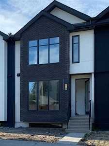 2839 36 Street SW #1 Calgary, AB T3E 2N2