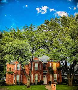 3228 Oakdale Drive Hurst, TX 76054
