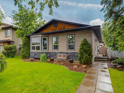 323 Tanner Drive SE Airdrie, AB T4A 1S6