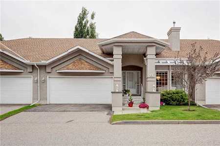 52 Christie Garden(s) SW Calgary, AB T3H 3B5