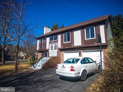 19081 Mc Farlin Dr Germantown, MD 20874