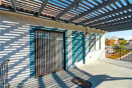 1133 Willow Tree Dr #D Las Vegas, NV 89128