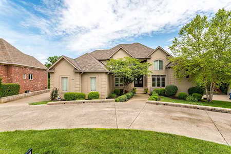 3006 Meadow Farms Pl Louisville, KY 40245