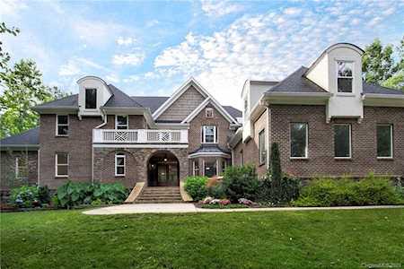 4200 River Oaks Rd Lake Wylie, SC 29710