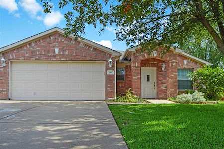 301 Stanford Forney, TX 75126