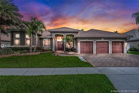13718 NW 18th St Pembroke Pines, FL 33028