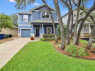2213 Independence Dr Austin, TX 78745