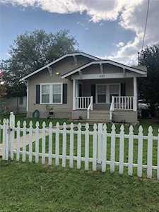 207 N Snyder Avenue Justin, TX 76247