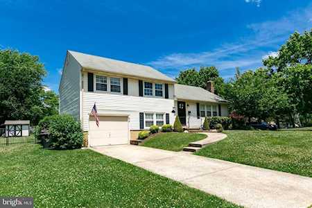 278 Burning Tree Rd Delran, NJ 08075