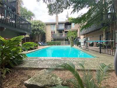 3627 Menchaca RD #115 Austin, TX 78704
