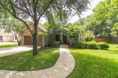 3009 Sussex Gardens Ln Austin, TX 78748