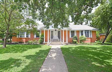 2801 Longfellow Lane Denton, TX 76209